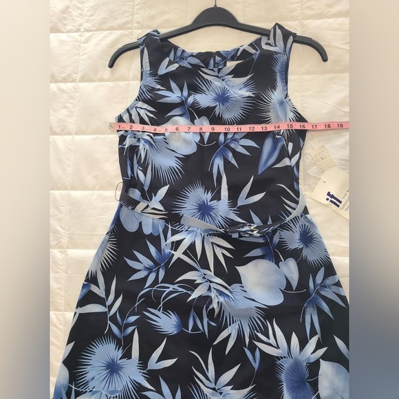 Navy and Light Blue Floral Dress - Picture 8 of 9